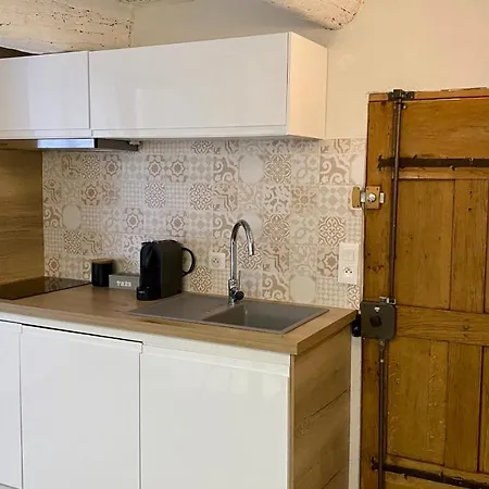 Le Castelet - Vieil Apartman Antibes